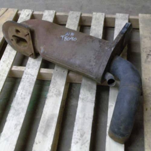Used Exhaust Elbow fits New Holland T8010 T8020 T8030 T8040 T8050 TG215 TG245 TG275 TG305 87588160 Used Exhaust Elbow fits New Holland T8010 T8020 T8030 T8040 T8050 TG215 TG245 TG275 TG305 87588160