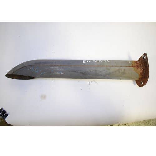Used Exhaust Extension fits New Holland C232 C238 L213 L215 L218 L220 L223 L225 L230 84495949 fits Case SR175 SV185 SV250 SV300 TR320 TV380 84495949