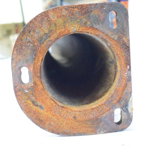 432689 | Exhaust Extension | Case SV250 SV300 TV380 | New Holland L218 L220 L230 |  | 84495949 | 84340478 | 84492728 | 84472176