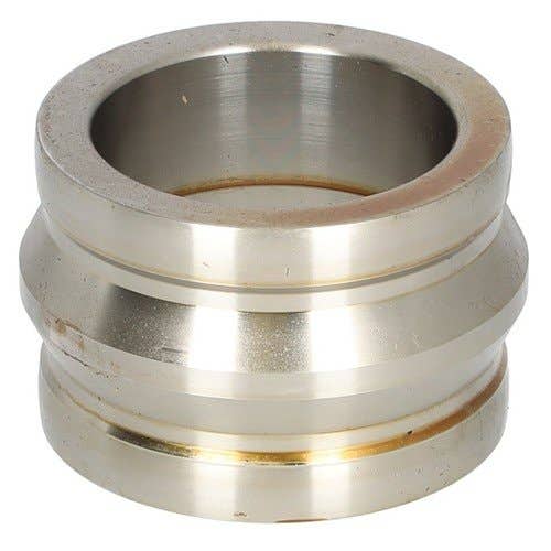 101611 | Exhaust Manifold Elbow Sleeve | John Deere 4050 4250 4430 4440 4450 4630 4640 4650 4840 4850 7020 |  | R43724