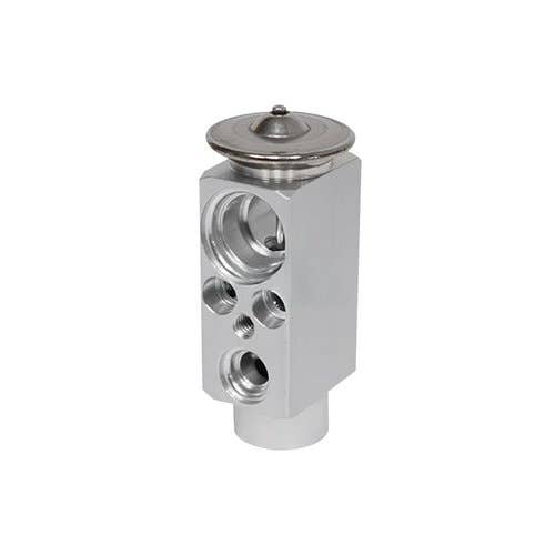 148771 | Expansion Valve | Case IH Farmall 70 Farmall 80 Farmall 90 Farmall 95 | New Holland TD5050 |  | 84402855 | 84402855 | 84402855