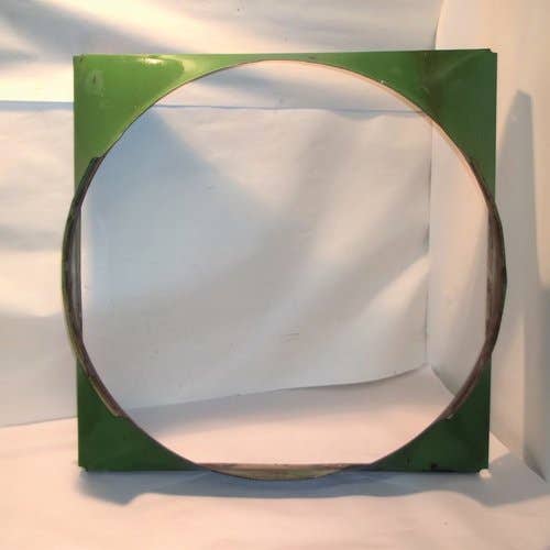 433818 | Fan Shroud | John Deere 8430 8440 8630 |  | R58889
