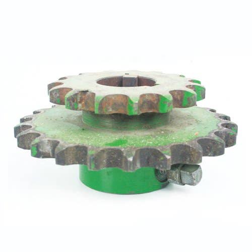 418126 | Feeder House Drive Sprocket | John Deere CTS CTSII 9400 9410 9500 9501 9510 9600 9610 |  | AH125782