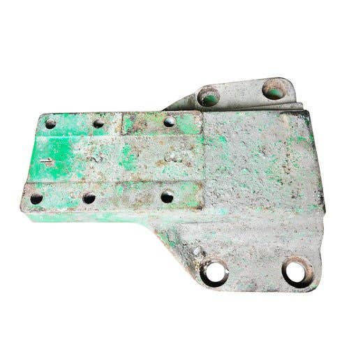 437855 | Fender Base | John Deere 7405 7500 7505 |  | L114706