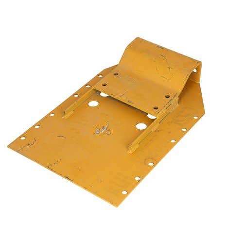 103852 | Fender Bracket - Left Hand | International | Farmall | IH 504 544 656 706 756 826 856 2504 2504 2544 2656 2706 2756 2826 2856 |  | 399339R1