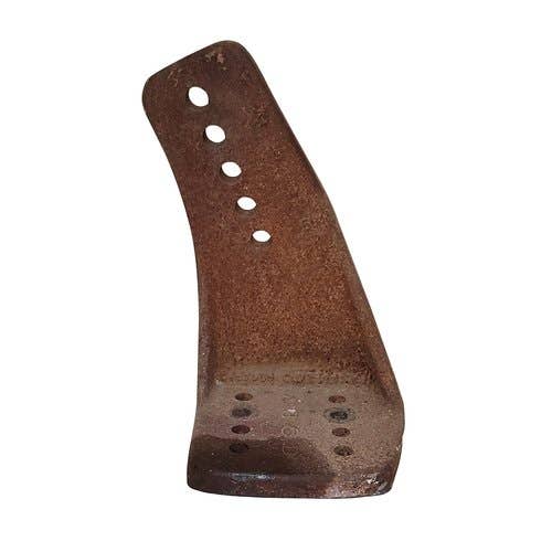 459533 | Fender Bracket - RH | John Deere 5076E 5076EF 5076EL 5082E 5090E 5090EL 5093E 5415 5415H 5425 5615 5625 5715 5715HC 5725 6100D 6105D 6105M 6105R 6110D 6110M 6110R 6115D 6115D 6115M 6115R 6120 6120L 6120M 6120R 6125D 6125M 6125R |  | L157935