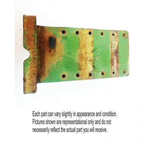 497158 | Fender Bracket | John Deere 2010 2030 2440 2510 2520 2630 2640 2840 3010 3020 4000 4010 4020 4320 4520 4620 5020 6030 8430 8440 8450 8630 8640 8650 |  | R54541
