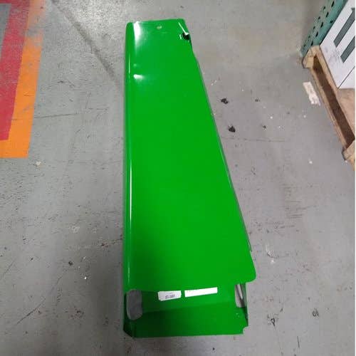 435323 | Fender - Right Hand | John Deere 4030 4040 4050 4055 4230 4240 4250 4255 4430 4440 4450 4455 4555 4630 4640 4650 4755 4840 4850 4955 |  | RE11219 | AR87731 | RE14981 | RE15077 | AR61225 | AR77111