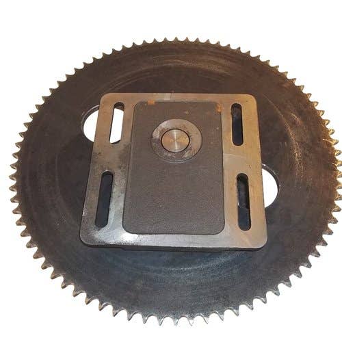 Used Final Drive Sprocket Assembly fits Case 1500 1526 1530 1537 1700 1737 1740 1530B D69539 T42620 T42120 D53023 Used Final Drive Sprocket Assembly fits Case 1500 1526 1530 1537 1700 1737 1740 1530B D69539 T42620 T42120 D53023