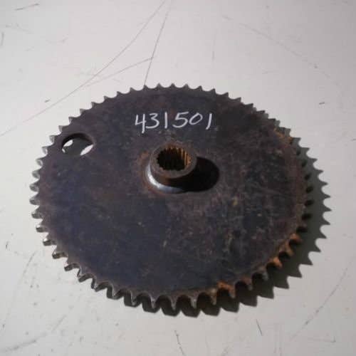 431501 | Final Drive Sprocket | John Deere 570 575 | New Holland L451 L452 L454 L455 |  | MG608386 | 608386 | 80608386 | 157096109