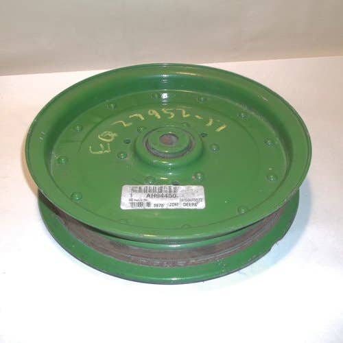 454636 | Flanged Idler Pulley | John Deere C670 CTS CTSII S550 S650 S660 S670 S670HM S680 S680HM S690 S690HM S760 S770 T550 T560 T660 T670 W540 W550 W650 W660 740 740 6602 6610 6620 6620 SH 6622 6650 6710 6750 6810 6850 6910 6950 7440 7445 |  | AH94450