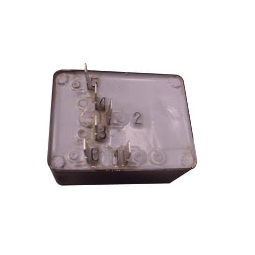 450918 | Flasher Control Switch | Allis Chalmers 9130 9150 9170 9190 9630 9635 9650 9655 9670 9675 9690 9695 9815 | Case 970 |  | 71362888 | A77215 | 131209C91 | 72160406 | 131066C91 | AR64422 | 533246M91 | 30-3127192 | 72160406 | A77184 | A77187