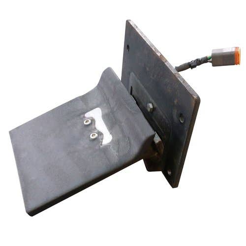 417280 | Flow Sensor | Case IH AFX8010 7010 8010 9010 |  | 87283659 | 86999635 | 87282463