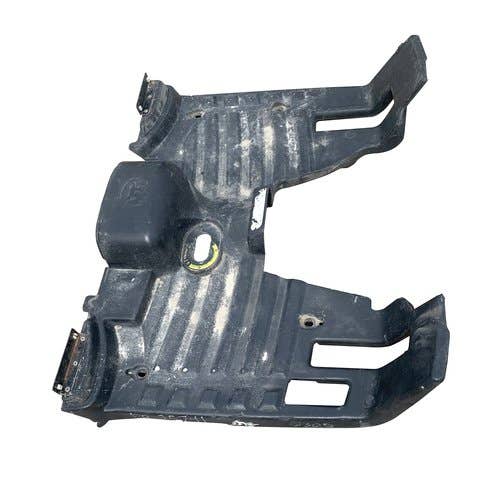 406092 | Footrest | John Deere 2210 2305 |  | LVA13682