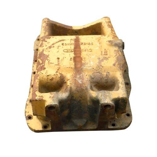 408217 | Cast Oil Pan - No Pivot Hole | Ford 455 455 555 555 555A 555A 555B 555B 4100 4200 4600 |  | 83936815 | E2NN6676BC