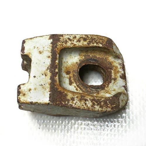 Used Rim Clamp fits Ford TW5 TW10 TW15 TW20 TW25 TW30 TW35 8000 8530 8630 8700 8730 8830 9000 9700 E9NN043BB11G E9NN1043BB Used Rim Clamp fits Ford TW5 TW10 TW15 TW20 TW25 TW30 TW35 8000 8530 8630 8700 8730 8830 9000 9700 E9NN043BB11G E9NN1043BB