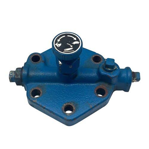 Used Hydraulic Cylinder Head fits Ford 2110 SBA344710330 Used Hydraulic Cylinder Head fits Ford 2110 SBA344710330