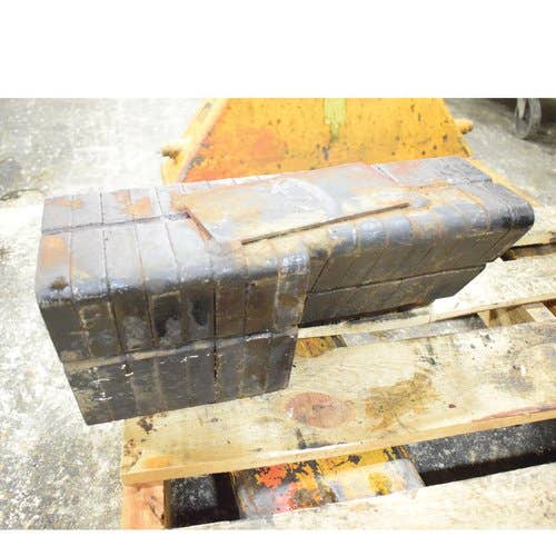 434290 | Front Counter Weight | JCB 225 260 280 300 330 |  | 332/X4479