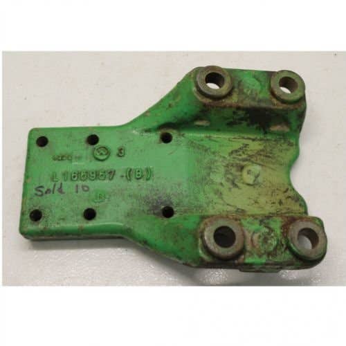 Used Front Fender Bracket fits John Deere 2155 2350 2355 2550 2555 2750 2755 2950 2955 3055 3150 3155 3255 7210 7520 1640 2040 2140 3040 3140 L165957
