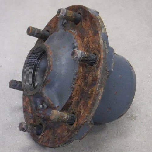 Used Front Hub With Stud Bolts fits Ford 5000 5110 5600 5610 5700 5900 6410 6600 6610 6700 6710 6810 7000 7600 7610 7700 7710 7810 7910 8210 C9NN1104D Used Front Hub With Stud Bolts fits Ford 5000 5110 5600 5610 5700 5900 6410 6600 6610 6700 6710 6810 7000 7600 7610 7700 7710 7810 7910 8210 C9NN1104D