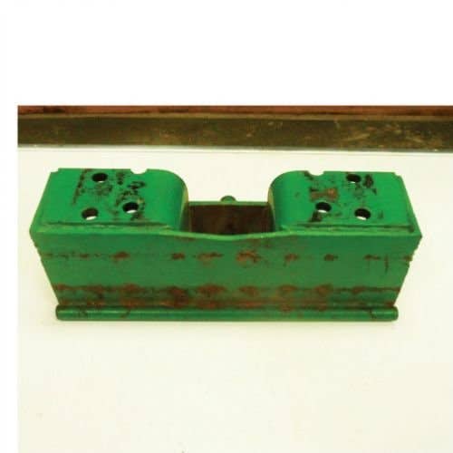 Used Weight Bracket fits John Deere 2510 2520 2955 3010 3020 4000 4010 4020 4030 4040 4050 4230 4240 4250 4430 4440 4450 4520 4620 4630 5020 AR72132 Used Weight Bracket fits John Deere 2510 2520 2955 3010 3020 4000 4010 4020 4030 4040 4050 4230 4240 4250 4430 4440 4450 4520 4620 4630 5020 AR72132