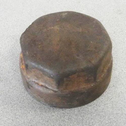 Used Front Wheel Hub Cap - Threaded Style fits Allis Chalmers D17 D19 160 170 185 190 190XT 200 7000 WC WF D15 180 175 70220403V 70220403
