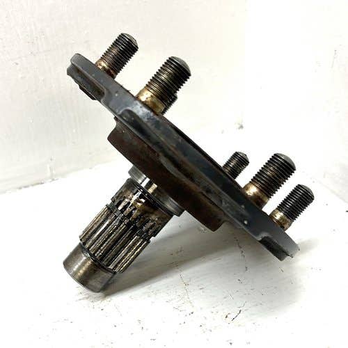 442542 | Front Wheel Shaft / Hub | Kubota B2150 B8200 B9200 |  | 67121-56833 | H6710-56800