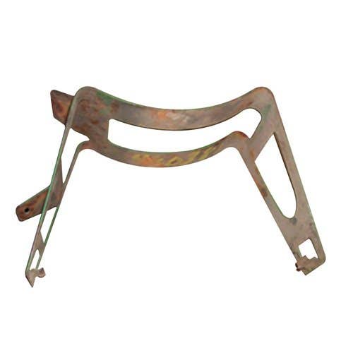 Used Fuel Filter Clamp fits John Deere 3020 4020 4050 4230 4440 R57258 fits New Holland 703629 fits Allis Chalmers 74024237 fits White 20-0006801 Used Fuel Filter Clamp fits John Deere 3020 4020 4050 4230 4440 R57258 fits New Holland 703629 fits Allis Chalmers 74024237 fits White 20-0006801