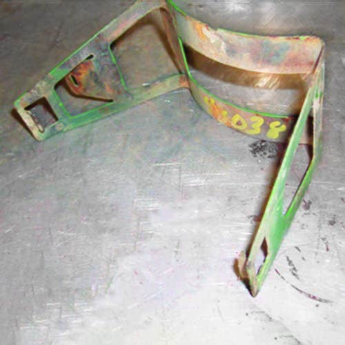 430381 | Fuel Filter Clamp | Allis Chalmers 200 7000 7020 7030 7040 7045 7050 7060 7080 7580 9150 | Gleaner L L2 L3 M M2 M3 N5 N6 N7 | John Deere 484 820 830 920 930 1020 1030 1120 |  | 74024237 | 74036495 | R57258 | 703629 | 20-0006801 | R66821 | R47358