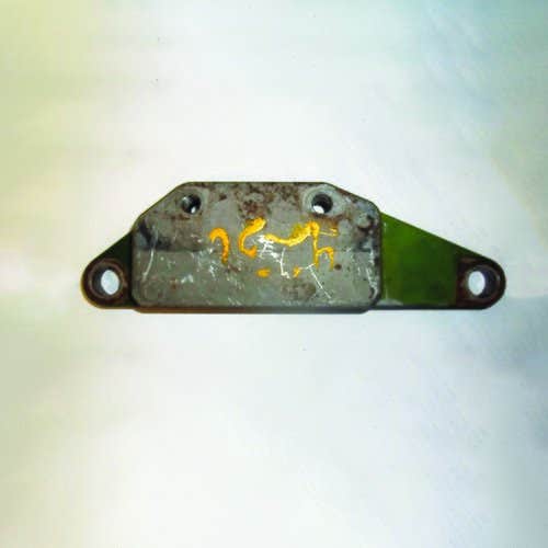 430439 | Fuel Filter Support | John Deere 4000 4020 4040 4050 4230 4320 4520 4620 5010 5020 5200 5400 6030 6600 6620 6620 SH 7020 7700 |  | R47433