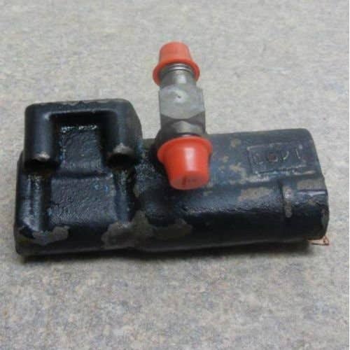 Used Fuel Injection Pump fits Case IH 7110 7210 J914167 J915683 J921092 J931268 3914167 fits Bosch PES6A-RS2691-4 PES6RS2691 9-400-230-109 Used Fuel Injection Pump fits Case IH 7110 7210 J914167 J915683 J921092 J931268 3914167 fits Bosch PES6A-RS2691-4 PES6RS2691 9-400-230-109