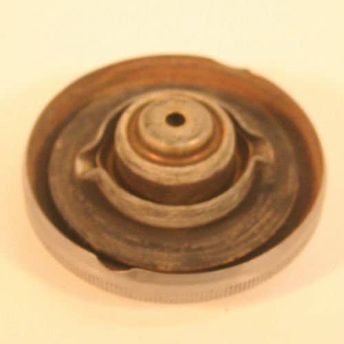 407988 | Fuel Tank Cap | Allis Chalmers B C CA D10 D12 D14 D15 D17 D19 G WC WD WD45 170 175 180 185 | Case 470 480C 480C 530 |  | 70253690 | A32119 | E7NN9030AA | 850493M1 | 10A23649 | D5NN9030A | C5NN9030B | D8NN9030BA | 10A3354 | 10A7344 | 10A7658