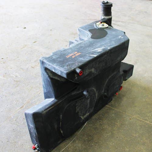 436871 | Fuel Tank - Left Hand | John Deere 7630 7720 7730 7820 7830 7920 7930 |  | RE257697 | RE237812 | R222479