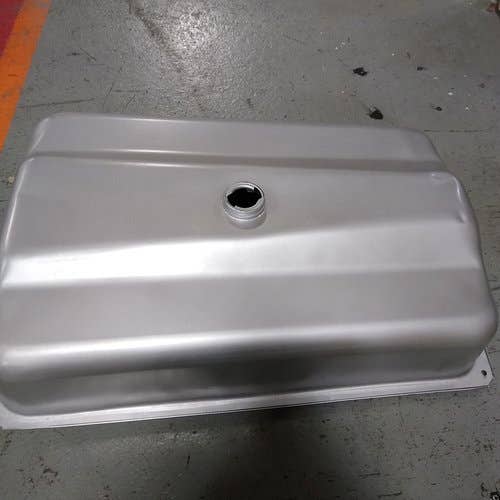 Used Fuel Tank - Less Sending Unit Hole fits Ford NAA 600 700 800 801 900 901 1811 1841 2000 2031 2120 2130 2131 4000 4031 4120 4121 4140 NCA9002A