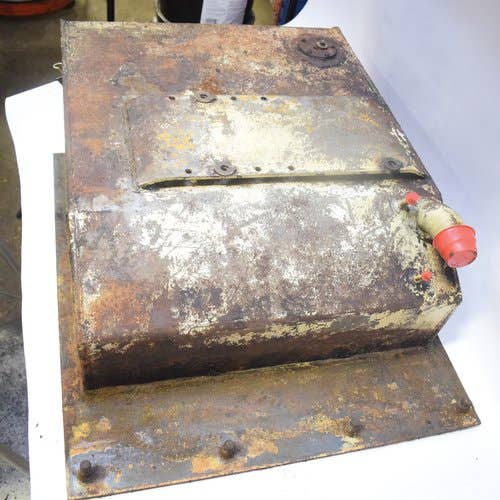 Used Fuel Tank fits Bobcat 700 720 721 6541693 Used Fuel Tank fits Bobcat 700 720 721 6541693