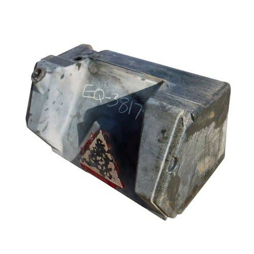 Used Fuel Tank fits Case 1896 2090 2094 2096 2290 2294 3294 A167685 A162634 A147109 A160468 Used Fuel Tank fits Case 1896 2090 2094 2096 2290 2294 3294 A167685 A162634 A147109 A160468