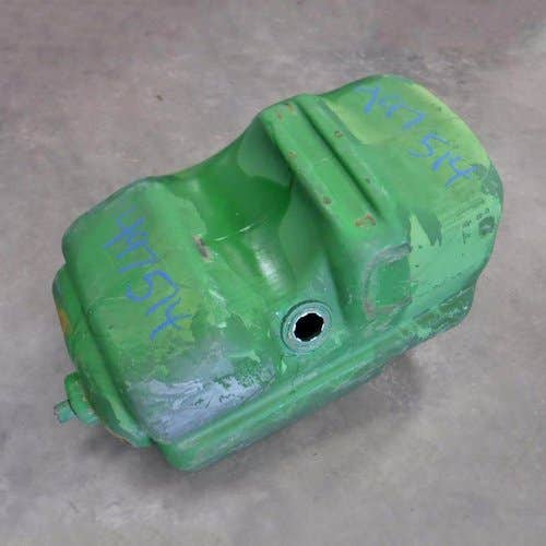 497514 | Fuel Tank | John Deere 2940 2950 3040 3140 3150 |  | AL37532 | AL31033 | AL35462 | AL35850 | AL37378 | AL38855