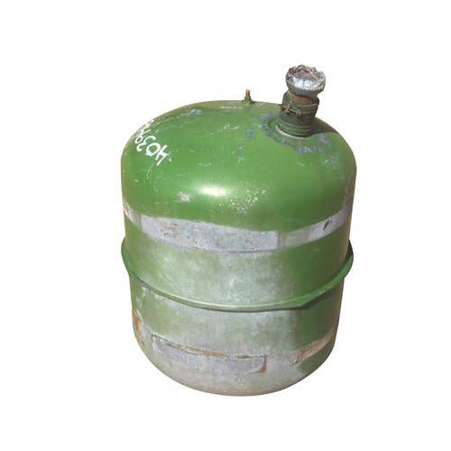 403946 | Fuel Tank | John Deere 3010 3020 |  | AR39586