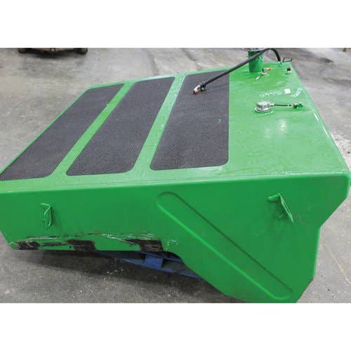 Used Fuel Tank fits John Deere S660 S670 S670HM S650 S760 S770 S780 S790 AXE21250 Used Fuel Tank fits John Deere S660 S670 S670HM S650 S760 S770 S780 S790 AXE21250