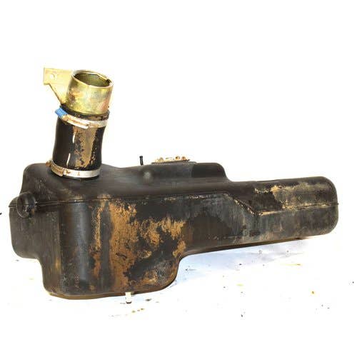 Used Fuel Tank fits Kubota KX41-3 KX41-3 RB238-51112 Used Fuel Tank fits Kubota KX41-3 KX41-3 RB238-51112