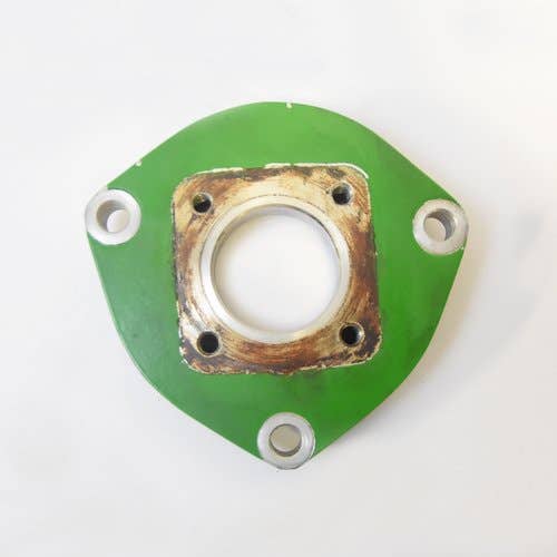 437343 | Fuel Transfer Pump Bracket | John Deere 450CLC 450CLC 744H 744H 744J 744J 824J 824J 824K 824K 844J 844J 844K 844K 6105 6125 6135 6650 6750 6850 6950 7200 7300 7350 7380 7400 7450 7480 7500 7550 7580 7700 7750 7760 7780 |  | R117063 | R117003F