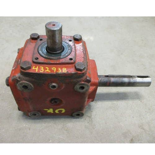 Used Gear Box Assembly fits Case IH SC414 SC416 fits Hesston 8020 1270 1275 8450 fits Challenger PTS14 PTS16 fits New Idea 5020 700715769 Used Gear Box Assembly fits Case IH SC414 SC416 fits Hesston 8020 1270 1275 8450 fits Challenger PTS14 PTS16 fits New Idea 5020 700715769