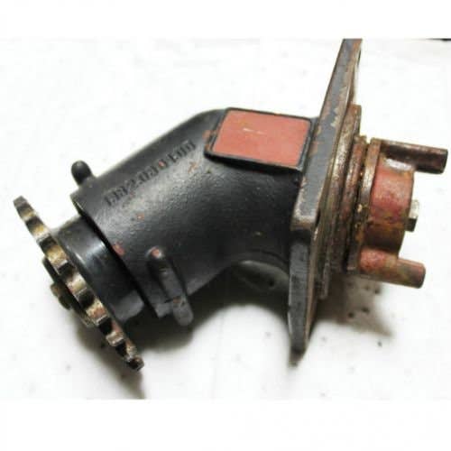 Used Gear Case Assembly - Loading Auger fits New Holland CR920 CR940 CR960 CR970 CR9040 CR9060 CR9070 CR9080 CX840 CX860 CX880 CX8070 CX8090 84320129 Used Gear Case Assembly - Loading Auger fits New Holland CR920 CR940 CR960 CR970 CR9040 CR9060 CR9070 CR9080 CX840 CX860 CX880 CX8070 CX8090 84320129