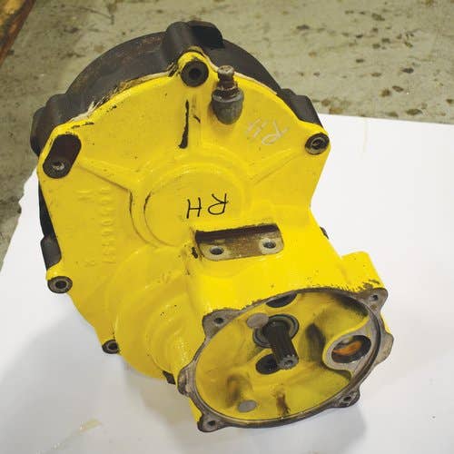 432863 | Gearbox Assembly - Right Hand  w/o Dipstick Ports | New Holland L865 LS180 LS190 LX865 LX885 |  | 9861113 | 86556523 | 86538527 | 36506557