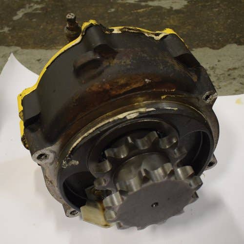 432863 | Gearbox Assembly - Right Hand  w/o Dipstick Ports | New Holland L865 LS180 LS190 LX865 LX885 |  | 9861113 | 86556523 | 86538527 | 36506557