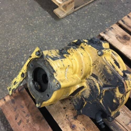 431726 | Gearbox Assembly - With Dipstick Ports - Left Hand | New Holland L865 LS180 LS190 LX865 LX885 |  | 9829562 | 86556522 | 86538527 | 36506557