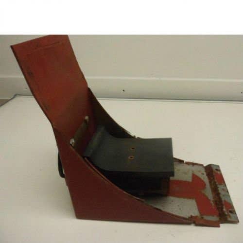 498038 | Grain Flow Sensor Assembly | Case IH 2366 2377 2388 2577 2588 |