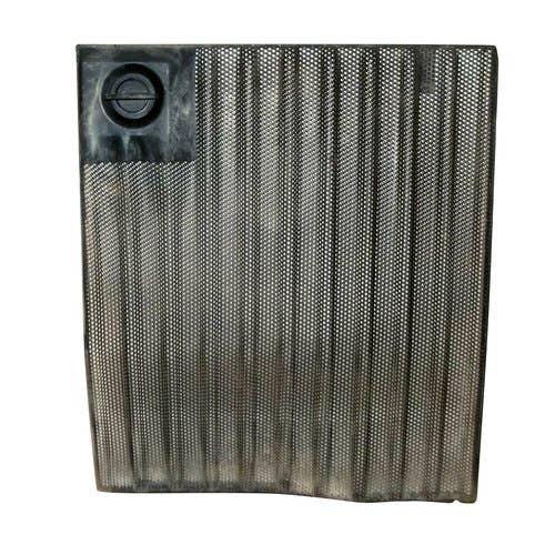 Used Grille - Left Hand fits New Holland 5640 6640 7740 81875285 fits Ford 5640 6640 7740 E9NN8K189AD Used Grille - Left Hand fits New Holland 5640 6640 7740 81875285 fits Ford 5640 6640 7740 E9NN8K189AD