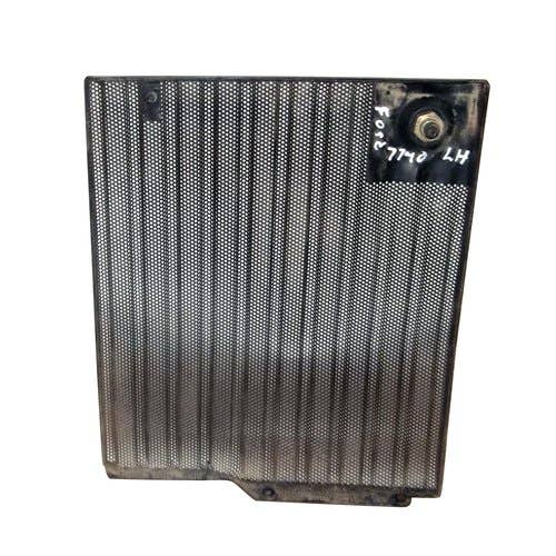 464870 | Grille - Left Hand | Ford 5640 6640 7740 | New Holland 5640 6640 7740 |  | E9NN8K189AD | 81875285