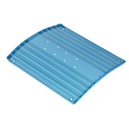 104062 | Grille | Ford 2000 4000 |  | C3NN8200A